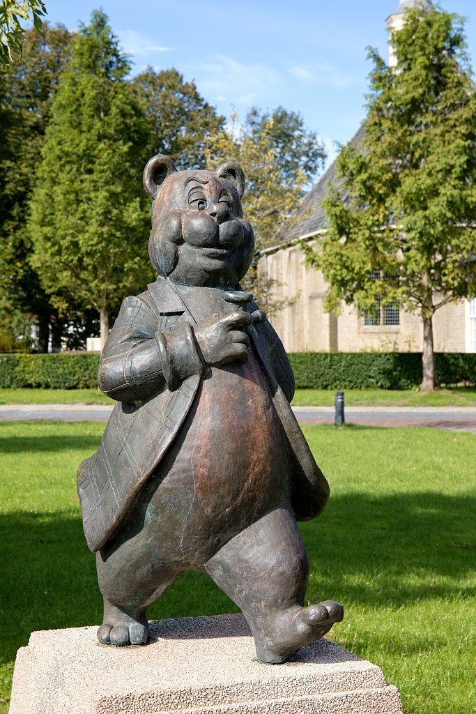 goeree overflakkee goeree-overflakkee eiland goedereede dirksland middelharnis sommelsdijk oostflakkee hdr molen strand badplaats